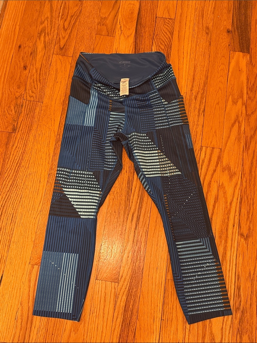 Brooks Women’s Cropped Leggings - Blue Geometric Print